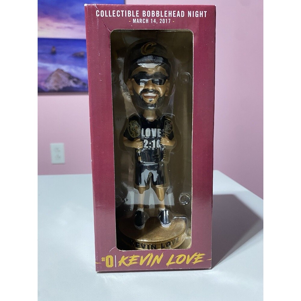 Rare Kevin Love Bobble-Head‎ Cavaliers Championship Parade WWE Limited Edition